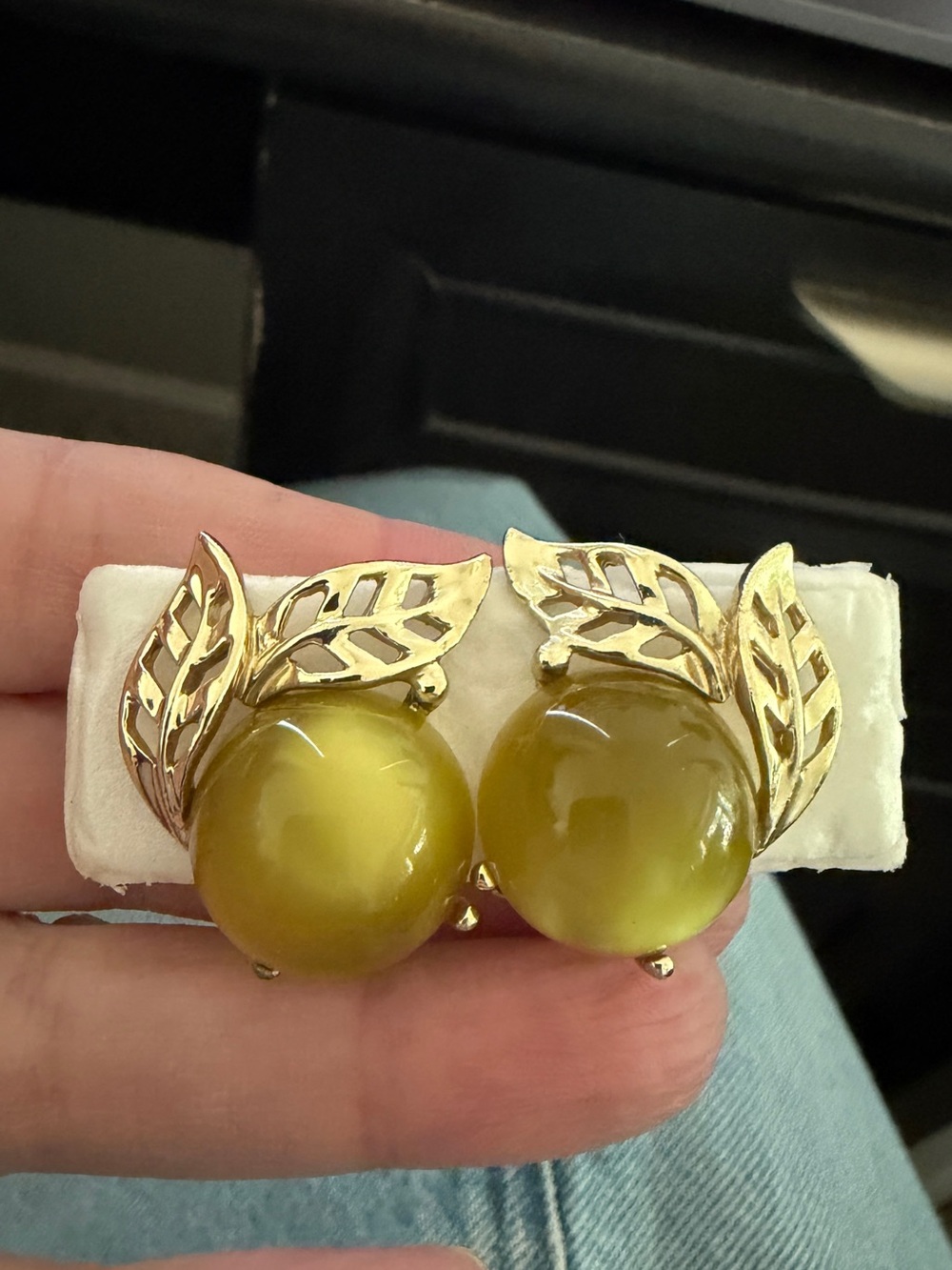 Vintage Chartreuse Green Fruit Cabochon Gold Tone Clip On Earrings